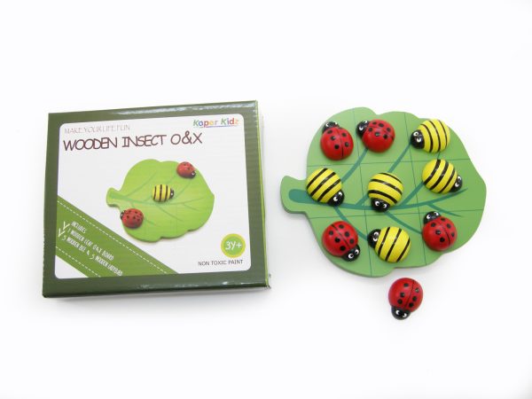 LADYBIRD NOUGHTS & CROSSES WOODEN BOARD GAME