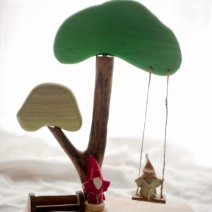 Tree and swing play set